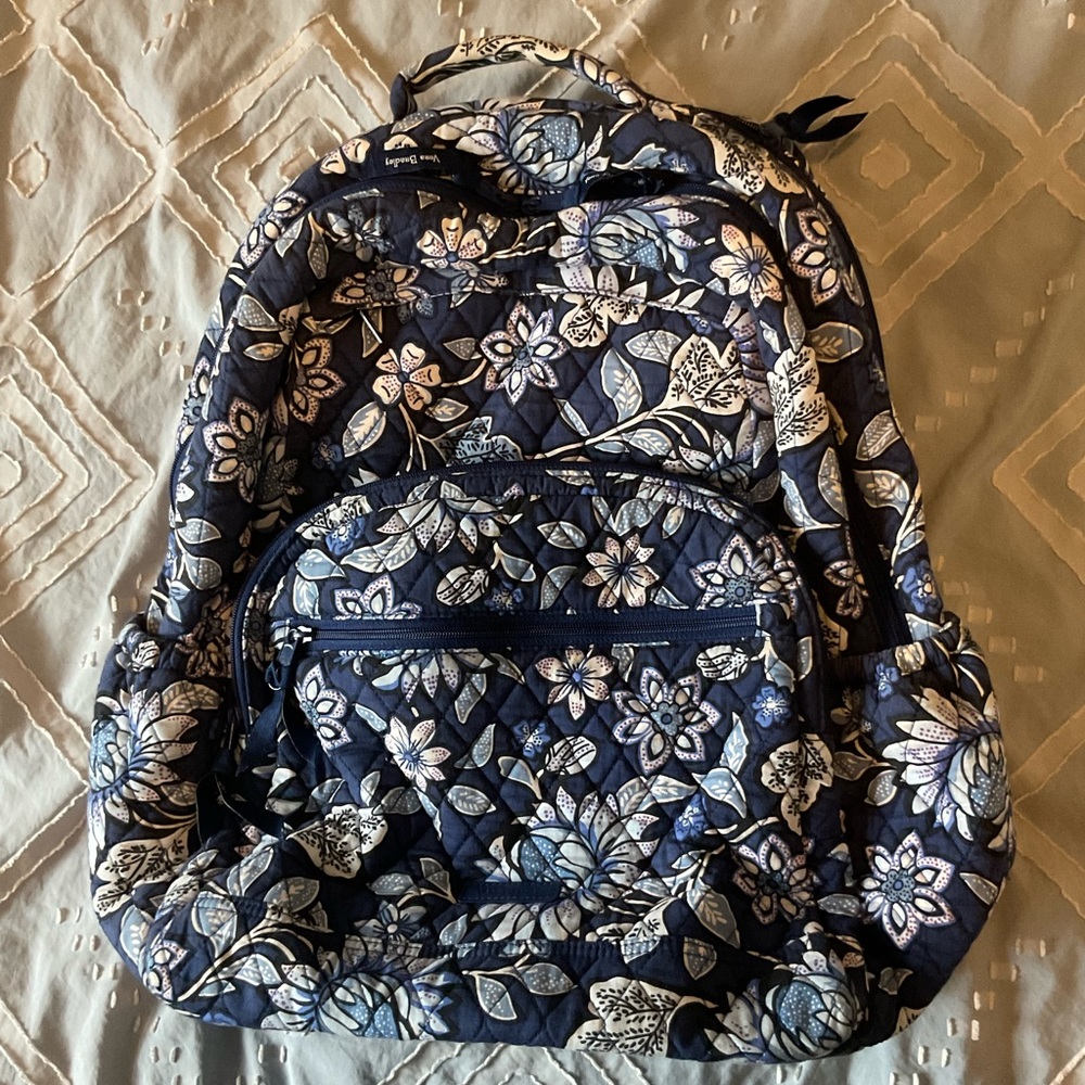 Vera Bradley XL Campus Backpack-Like NEW